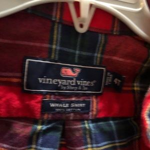 Vineyard Vines whale shirt red & blue